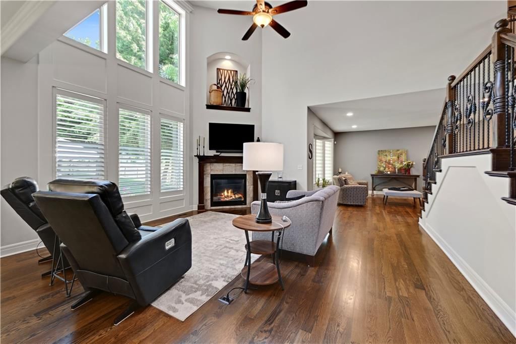 11562 S CARBONDALE Street — photo 16