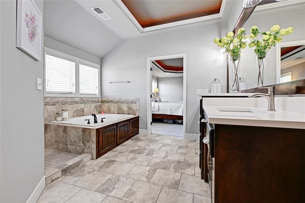 11562 S CARBONDALE Street — photo 41