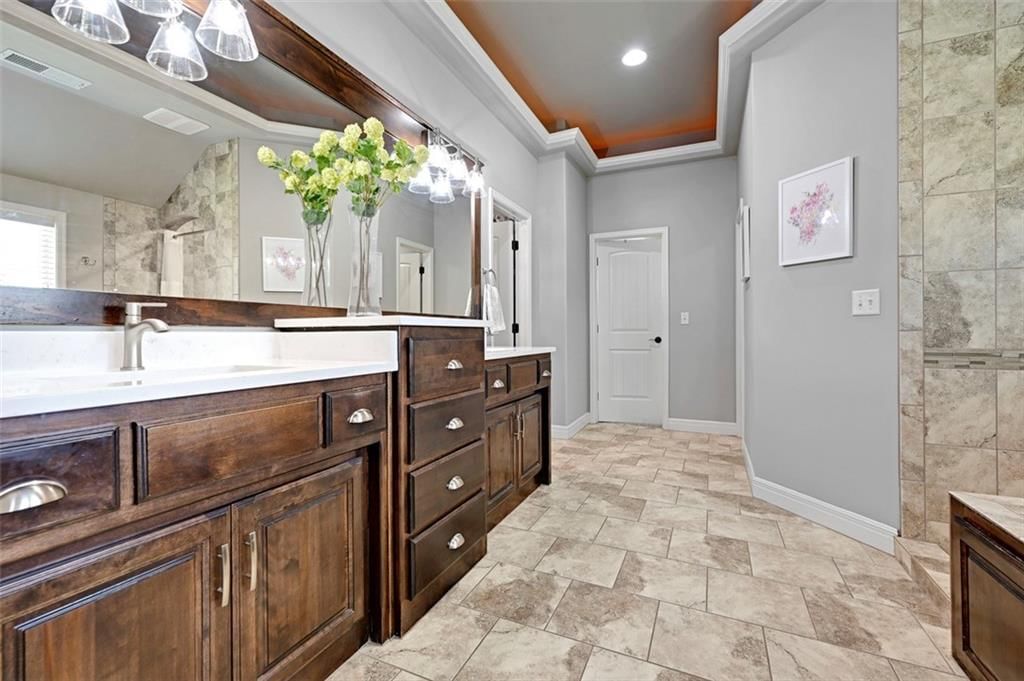 11562 S CARBONDALE Street — photo 43