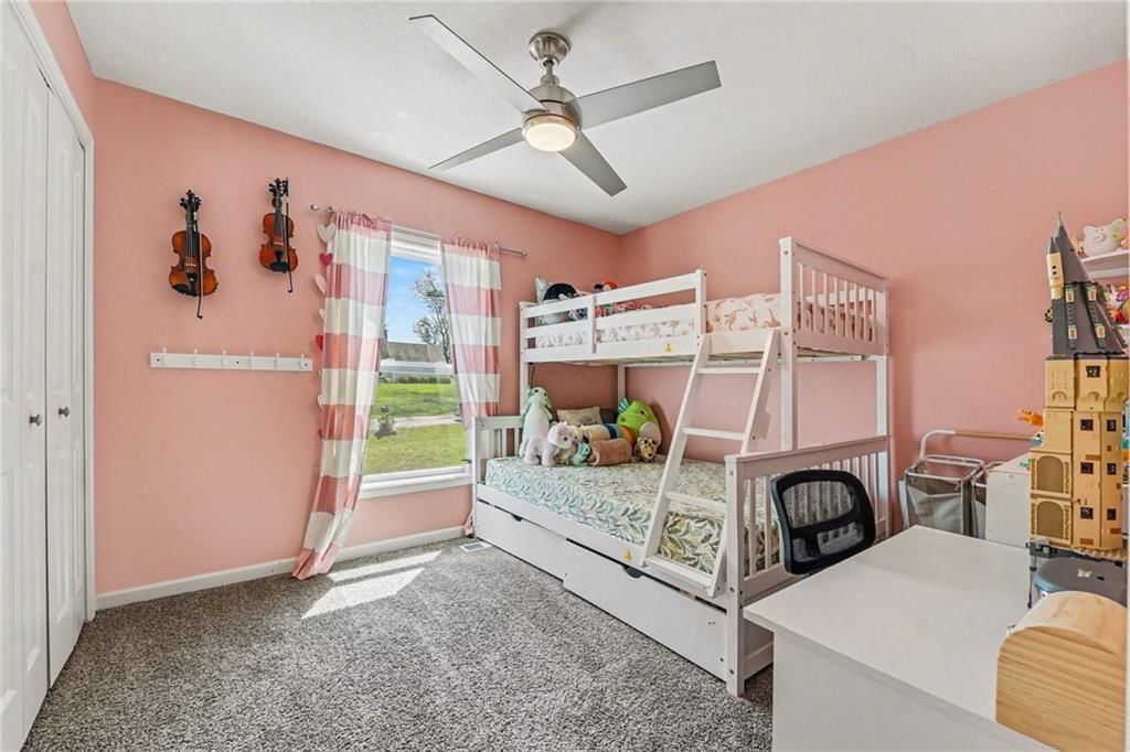 9710 N Conant Avenue — photo 11