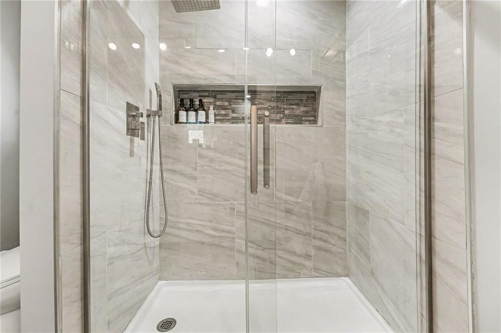 9710 N Conant Avenue — photo 19