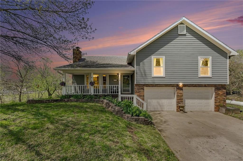 9710 N Conant Avenue — photo 37