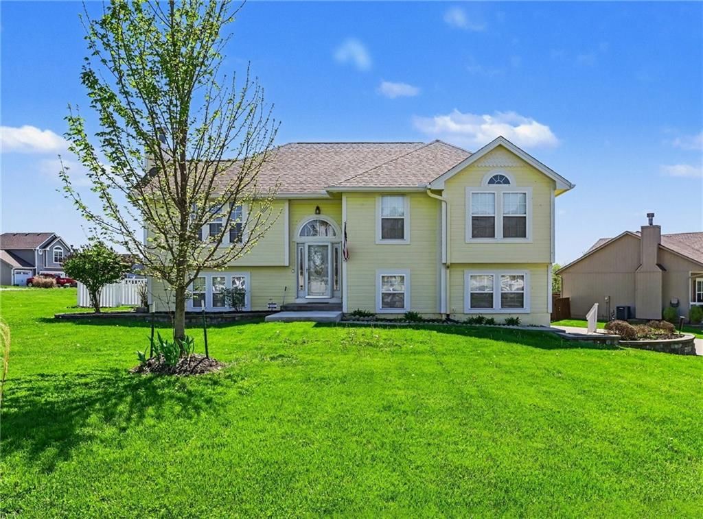 19621 Harbor Drive, Smithville, MO