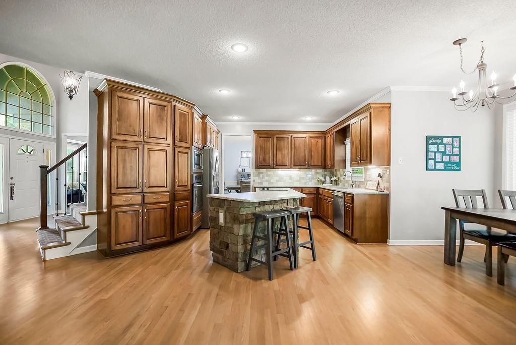 8215 W 129th Terrace — photo 17