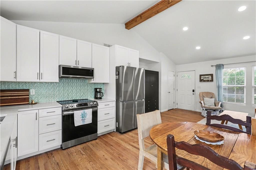 207 Jackson Avenue — photo 10
