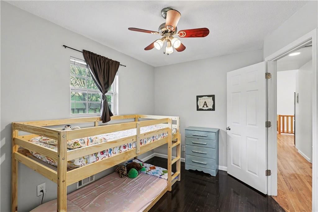 207 Jackson Avenue — photo 14