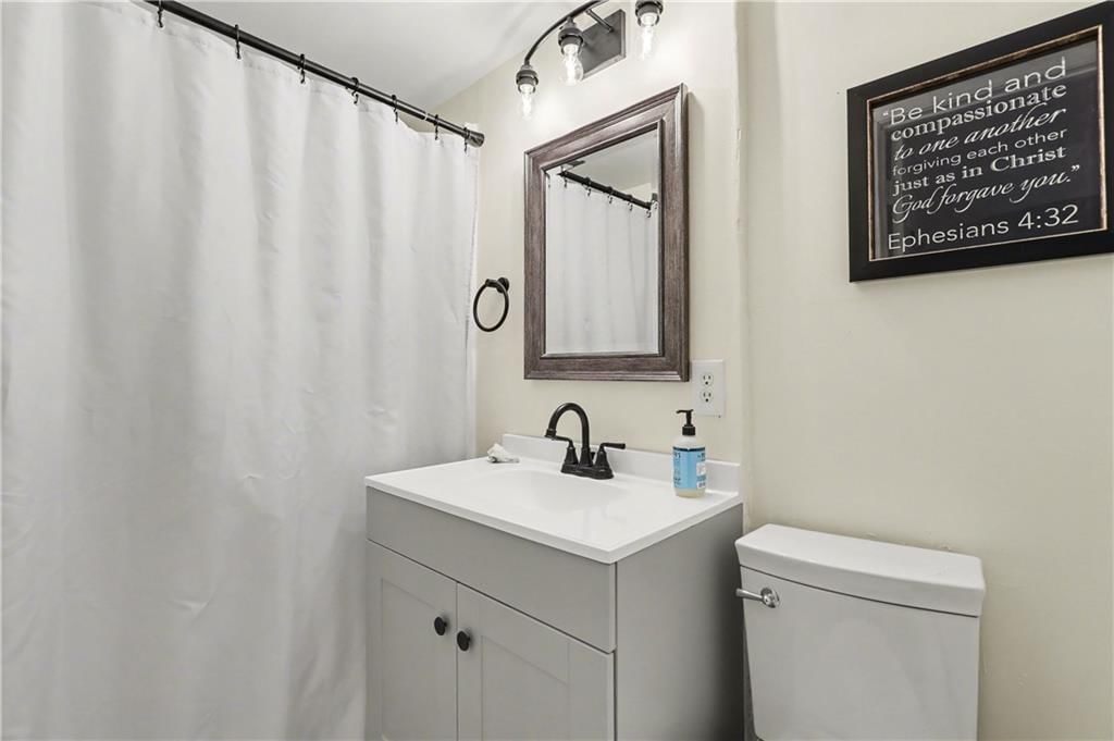 207 Jackson Avenue — photo 23