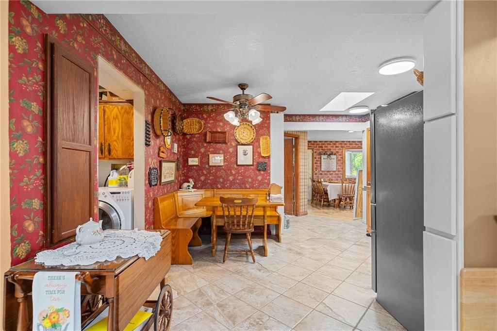 2804 E 174th Street — photo 16