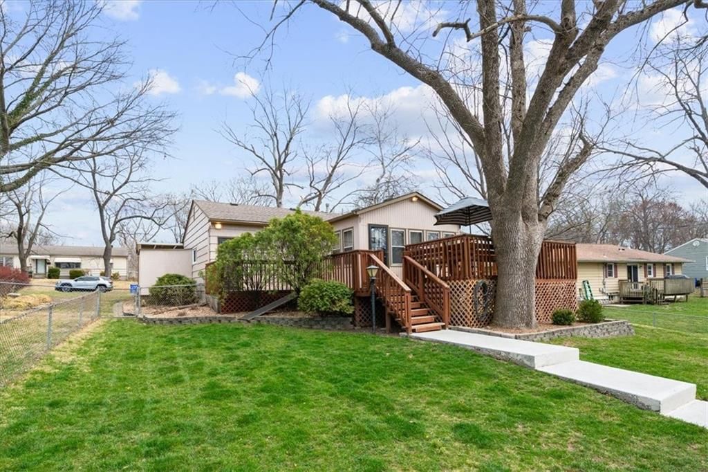 6940 MACKEY Street — photo 22