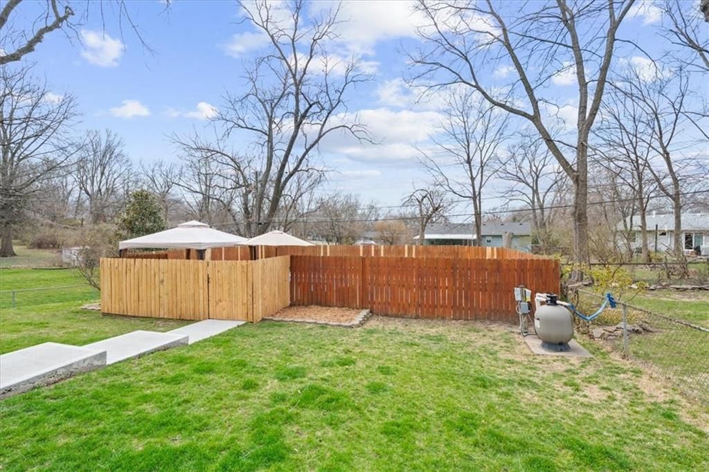 6940 MACKEY Street — photo 23
