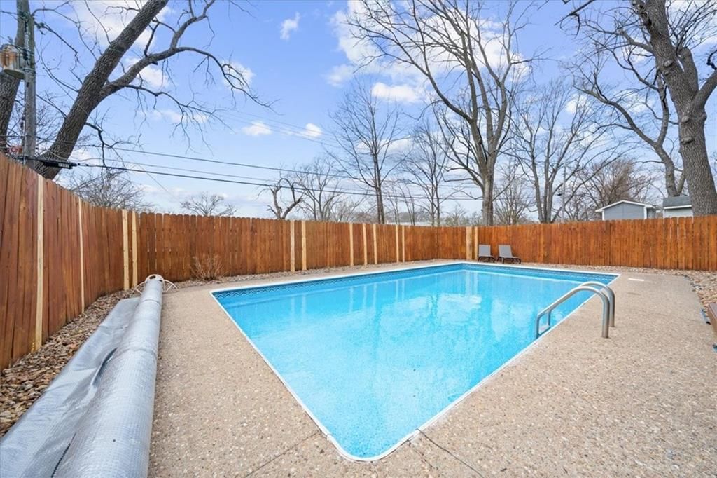 6940 MACKEY Street — photo 24