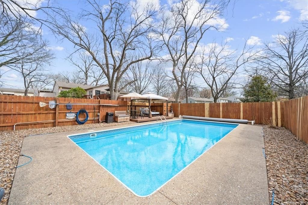 6940 MACKEY Street — photo 25