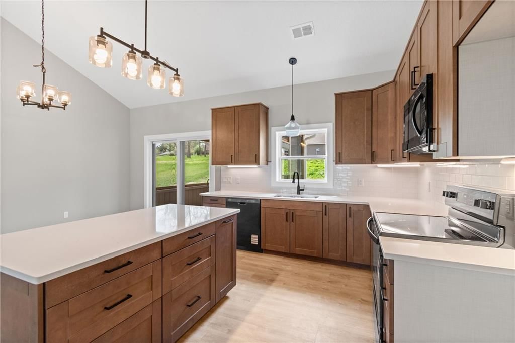 1303 W Concord Drive — photo 13