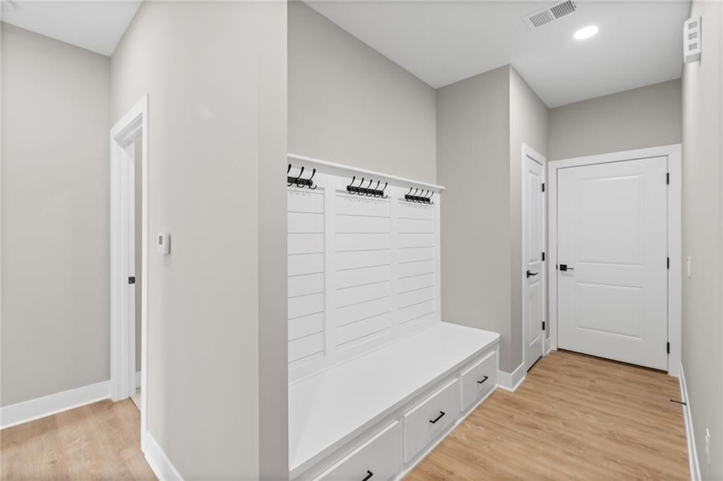 1303 W Concord Drive — photo 27