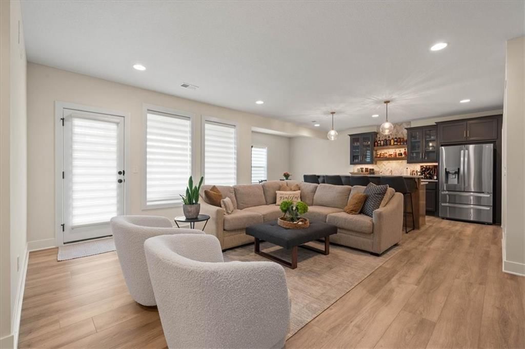 17808 Rainbow Boulevard — photo 24