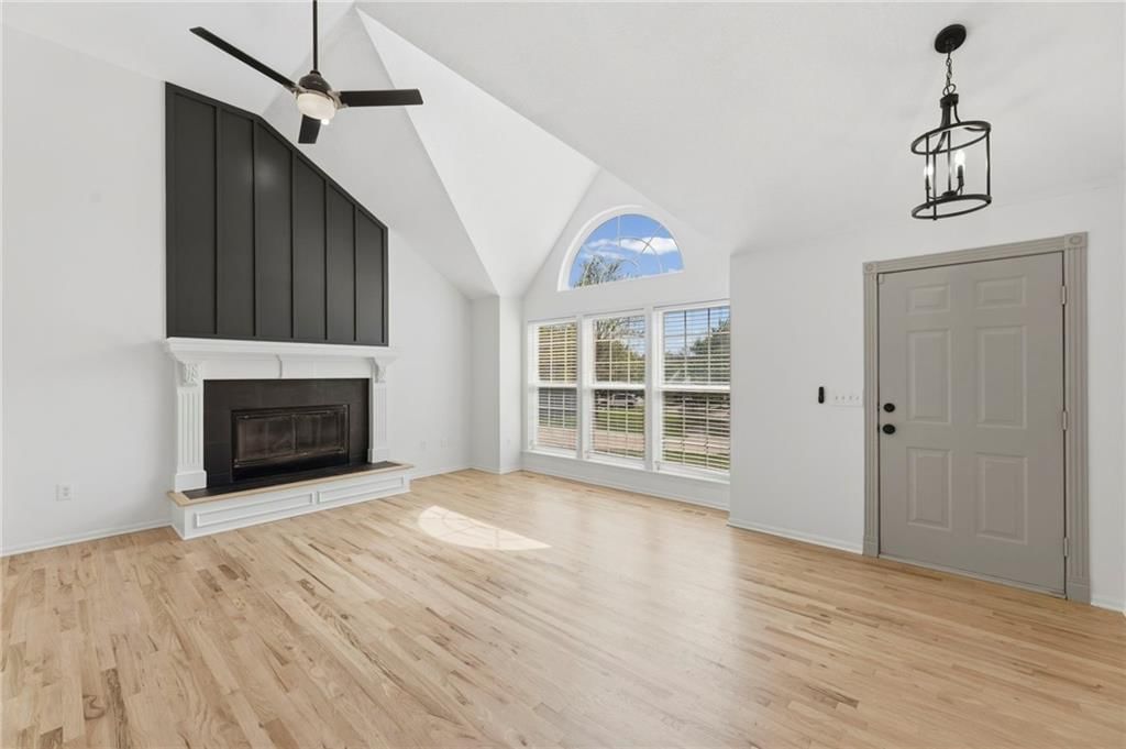 12155 S TALLGRASS Drive — photo 3