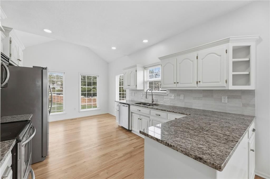 12155 S TALLGRASS Drive — photo 9