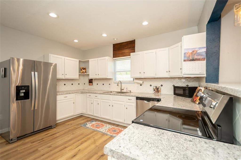 626 S Walnut Street — photo 4