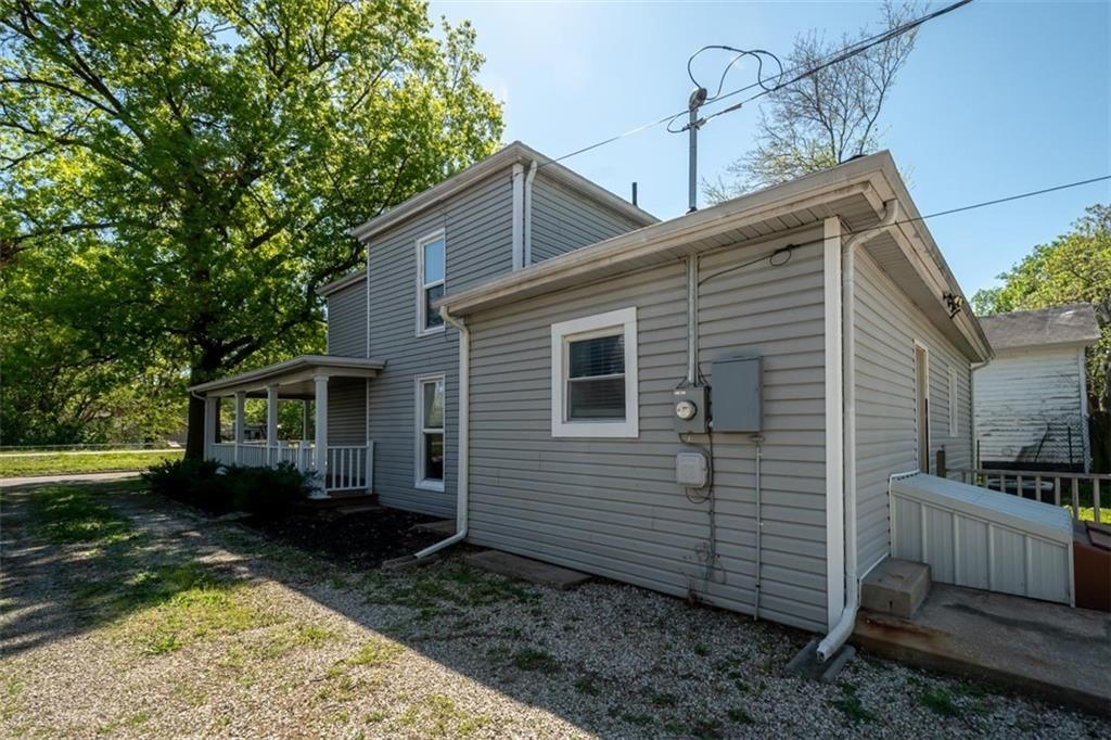 626 S Walnut Street — photo 11