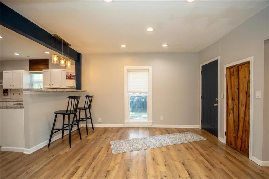 626 S Walnut Street — photo 20