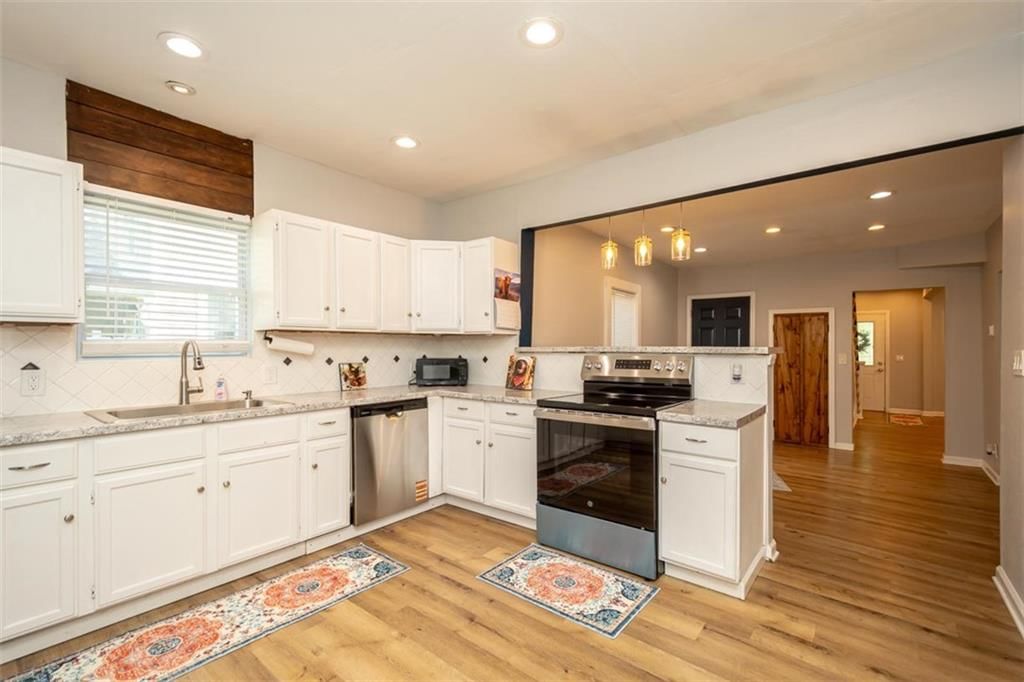 626 S Walnut Street — photo 23