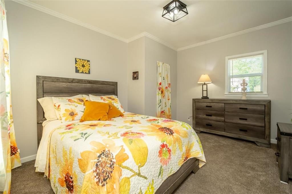 626 S Walnut Street — photo 29