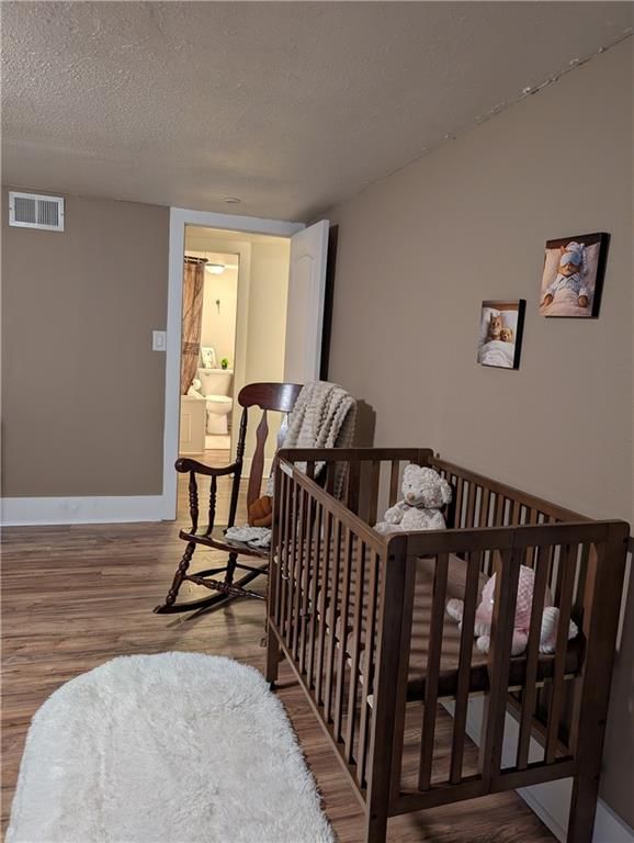 626 S Walnut Street — photo 41