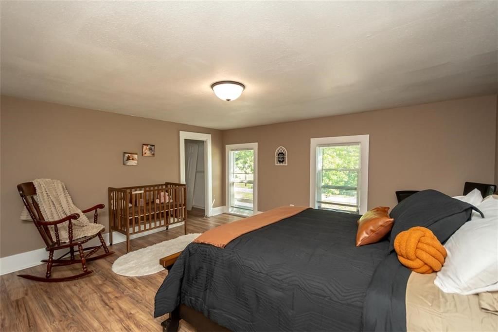 626 S Walnut Street — photo 43