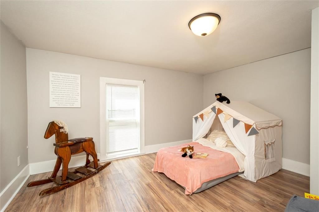 626 S Walnut Street — photo 46