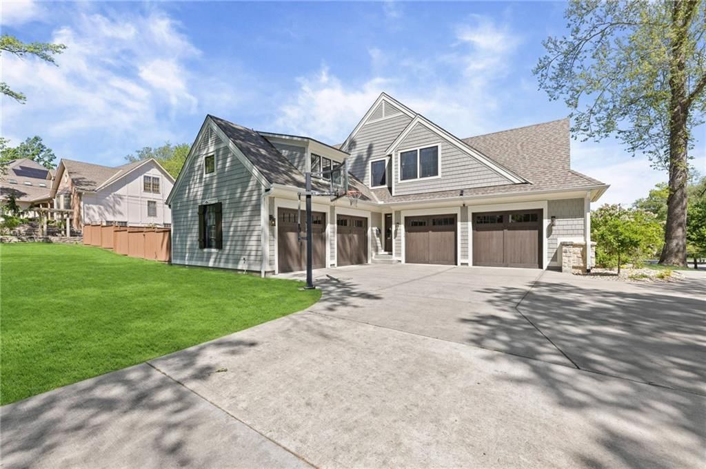 5710 Reinhardt Drive — photo 3