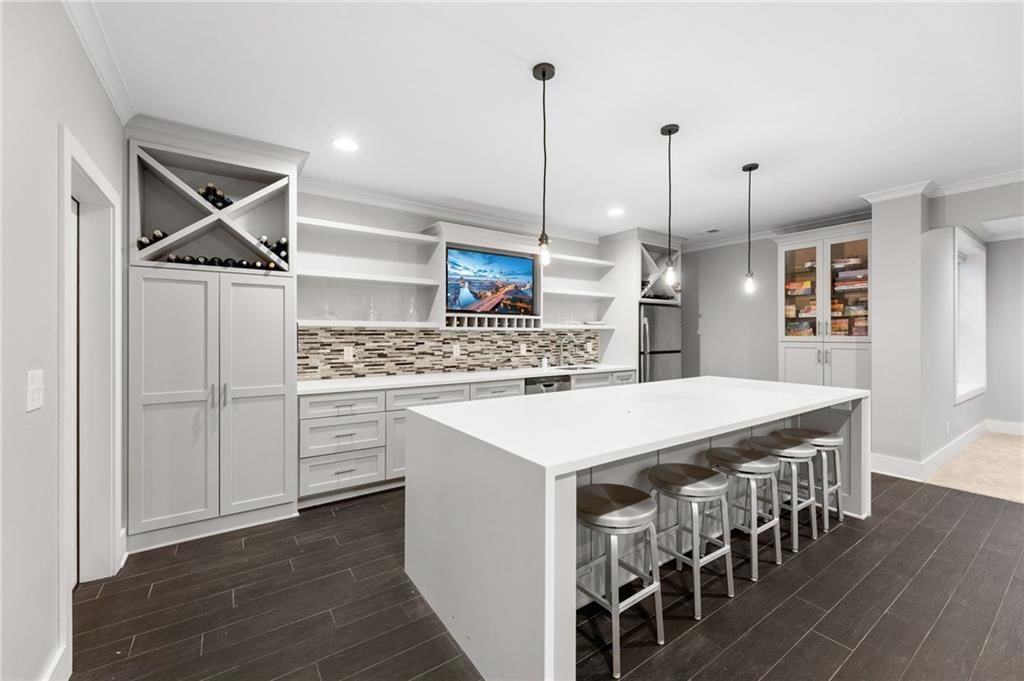 5710 Reinhardt Drive — photo 35