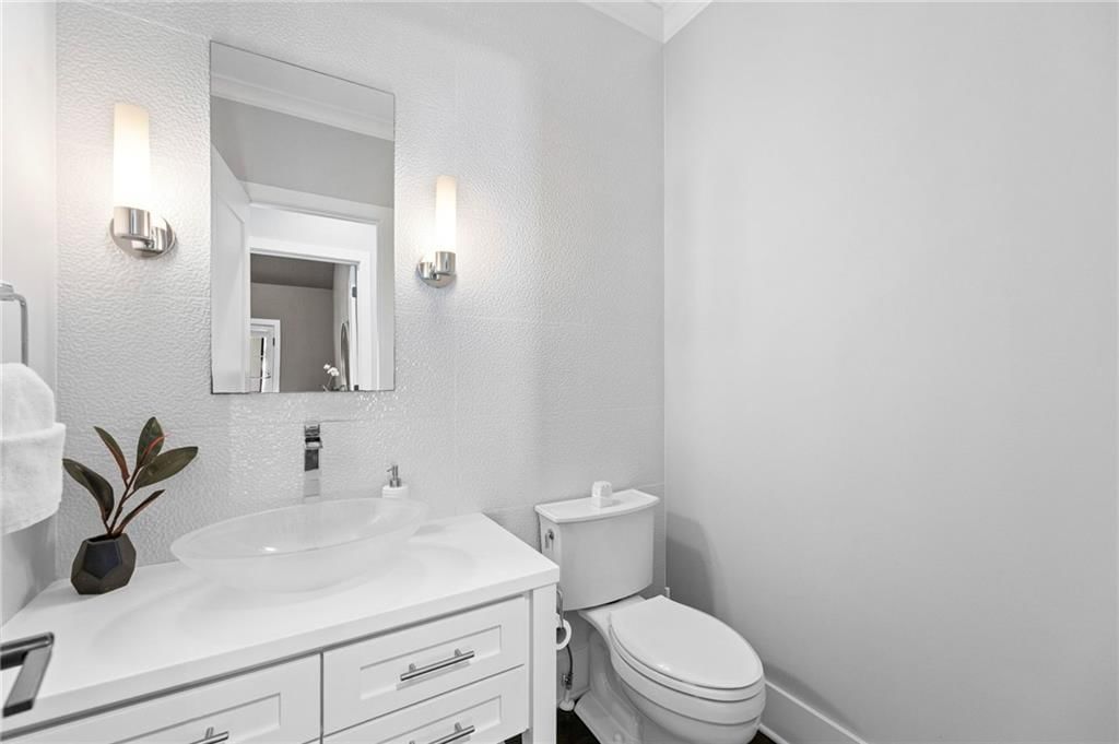 5710 Reinhardt Drive — photo 42