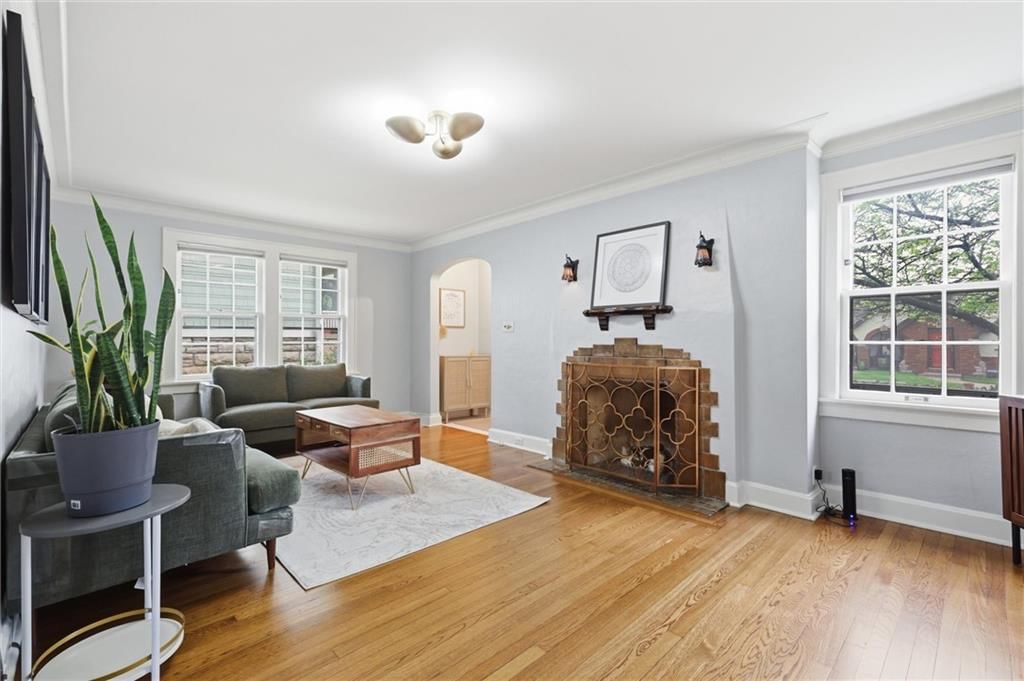 4830 Mercier Street — photo 8