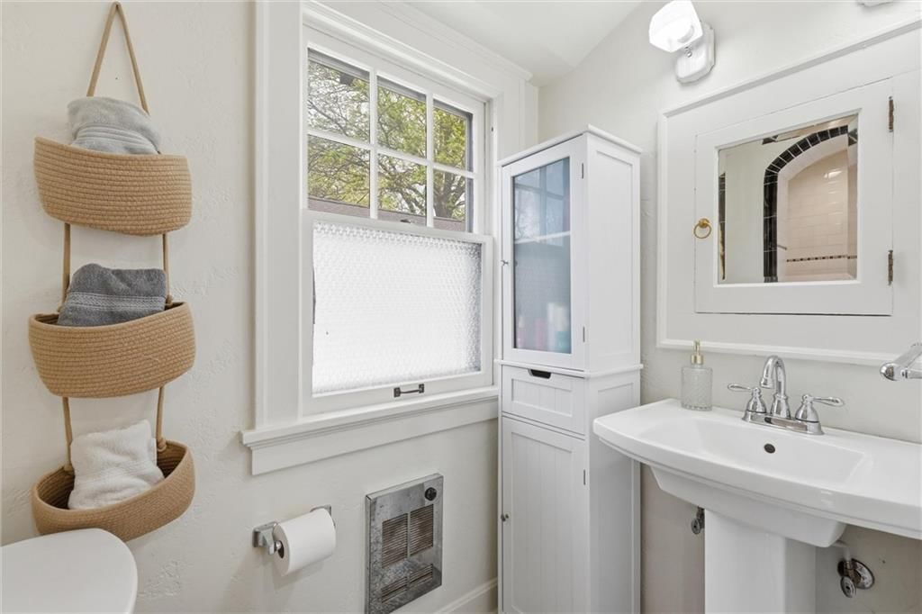 4830 Mercier Street — photo 18