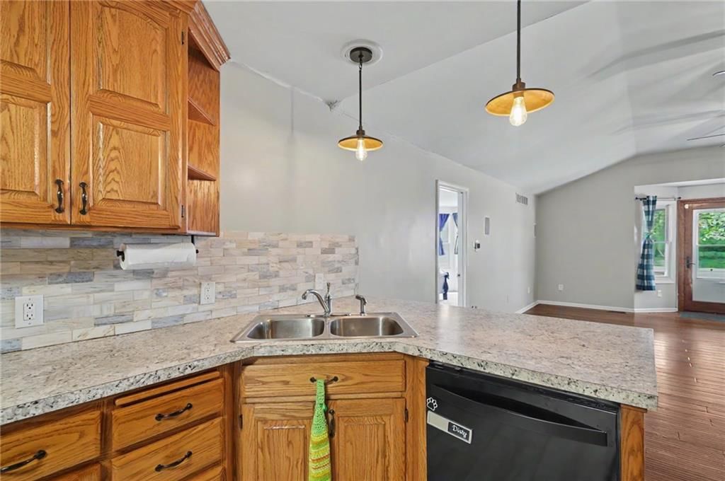 5131 SW Urish Road — photo 12