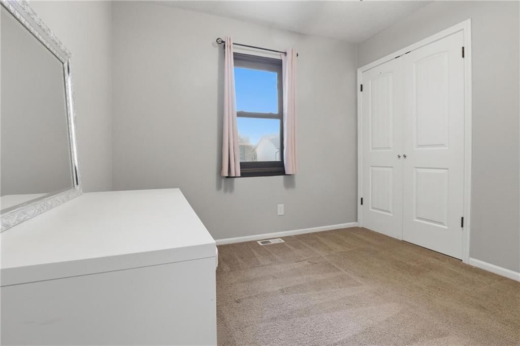 447 Trant Street — photo 26