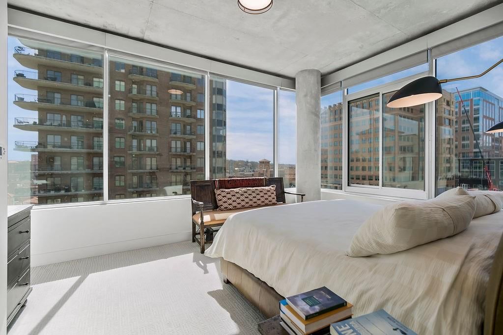 4646 Broadway Boulevard — photo 17