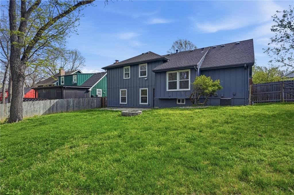 7914 N Oregon Avenue — photo 33