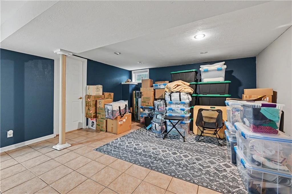 2220 Learnard Avenue — photo 24