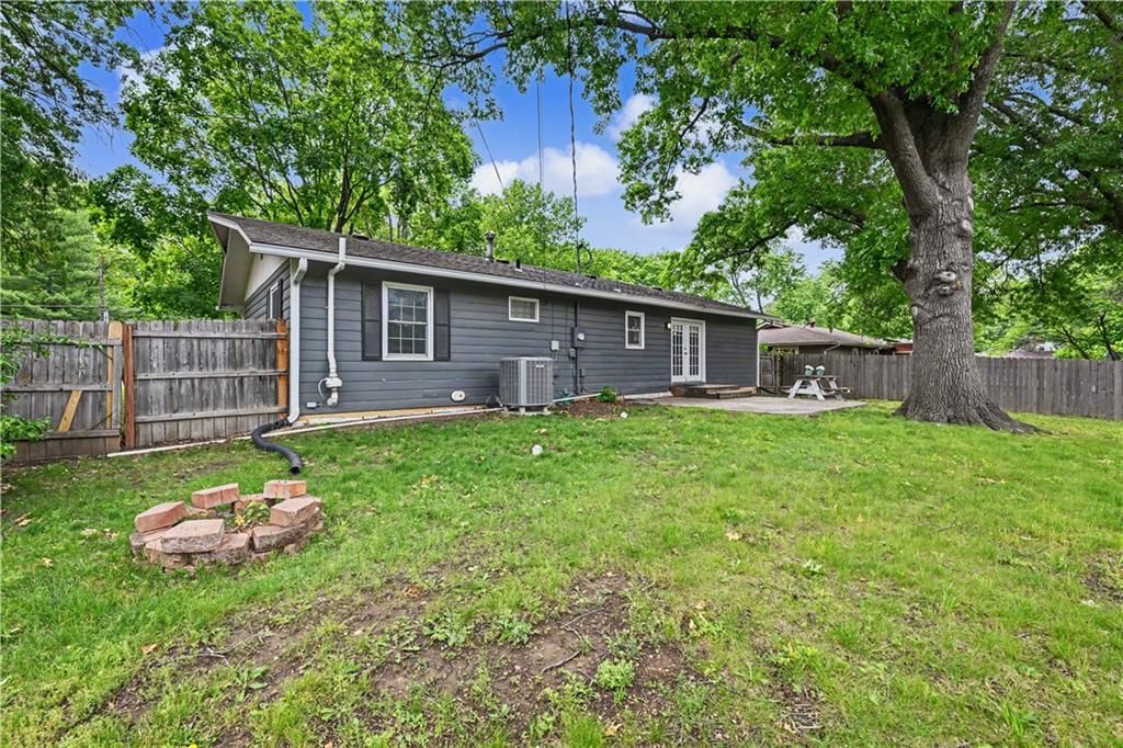 2220 Learnard Avenue — photo 30