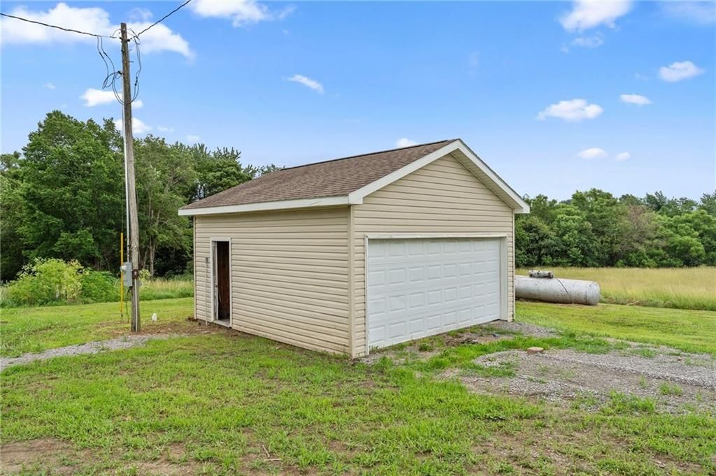 18724 Bobwhite Trail — photo 33