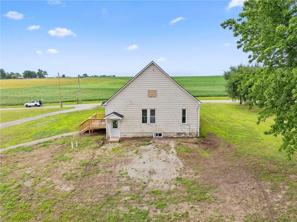 18724 Bobwhite Trail — photo 41
