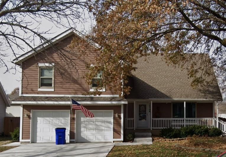 14708 S Navaho Drive, Olathe, KS
