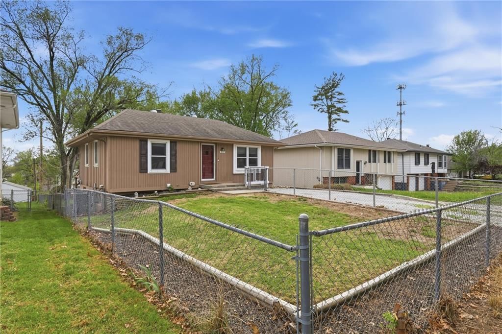 5115 NE 46th Street — photo 3