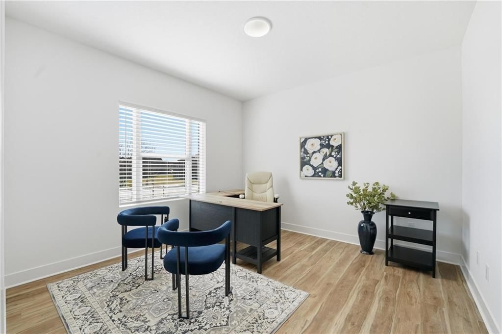 1835 Woodward Circle — photo 3