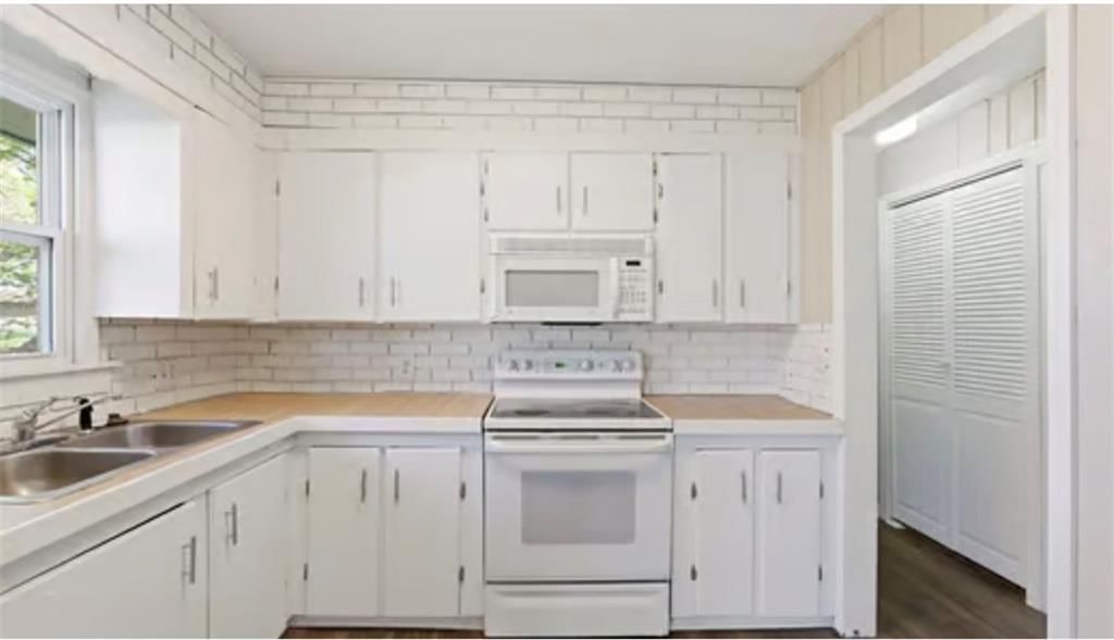 311 E Hatten Street — photo 9