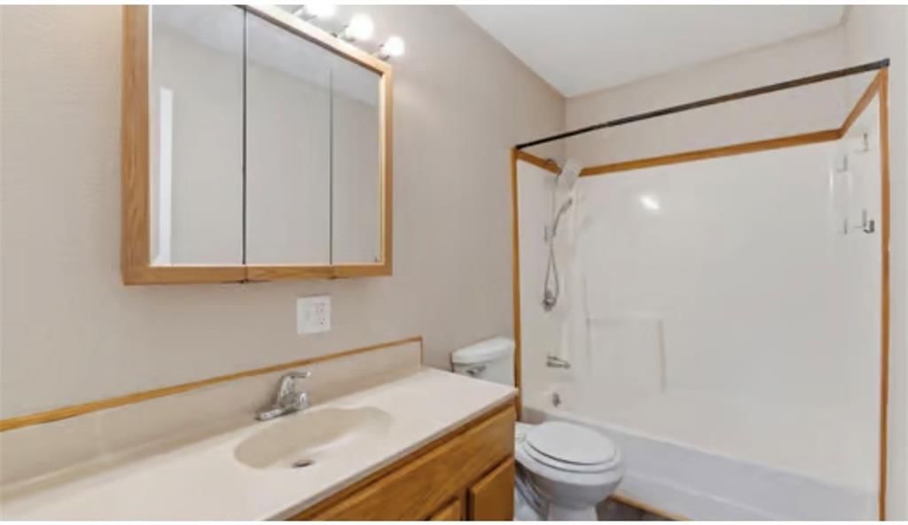 311 E Hatten Street — photo 16