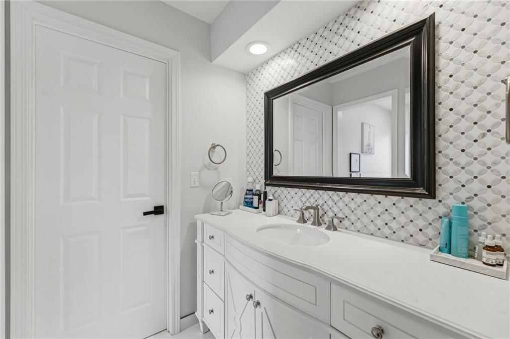 12316 Rosewood Street — photo 29