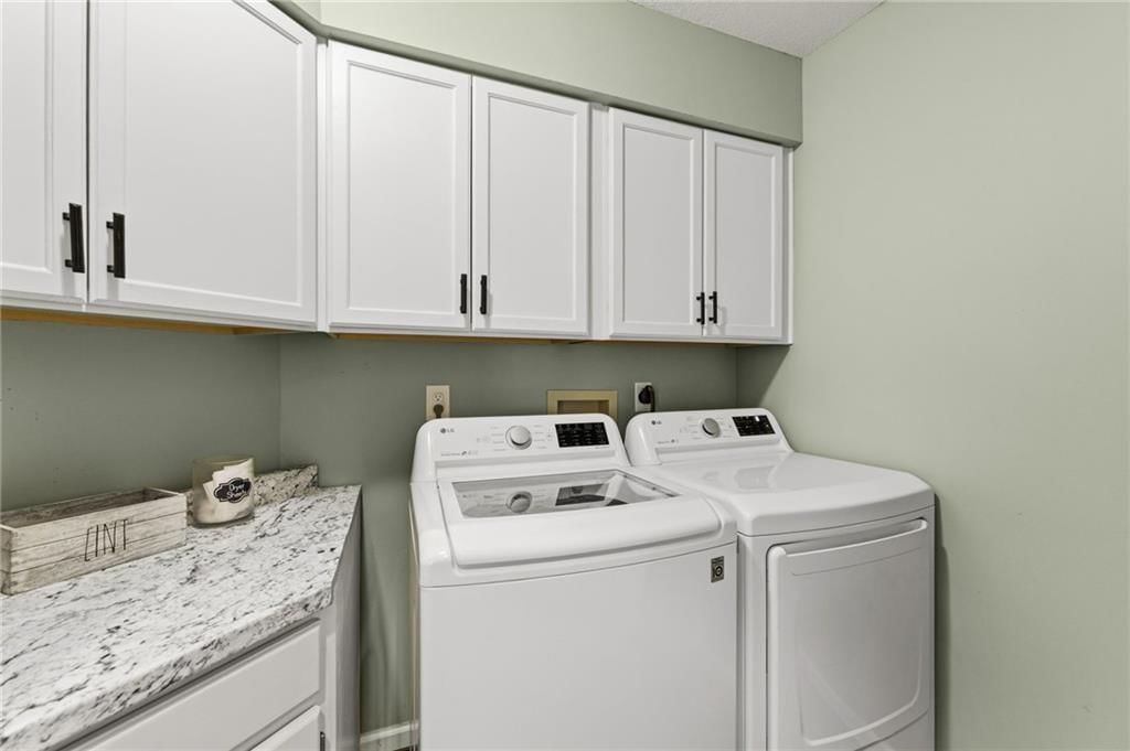 12316 Rosewood Street — photo 46