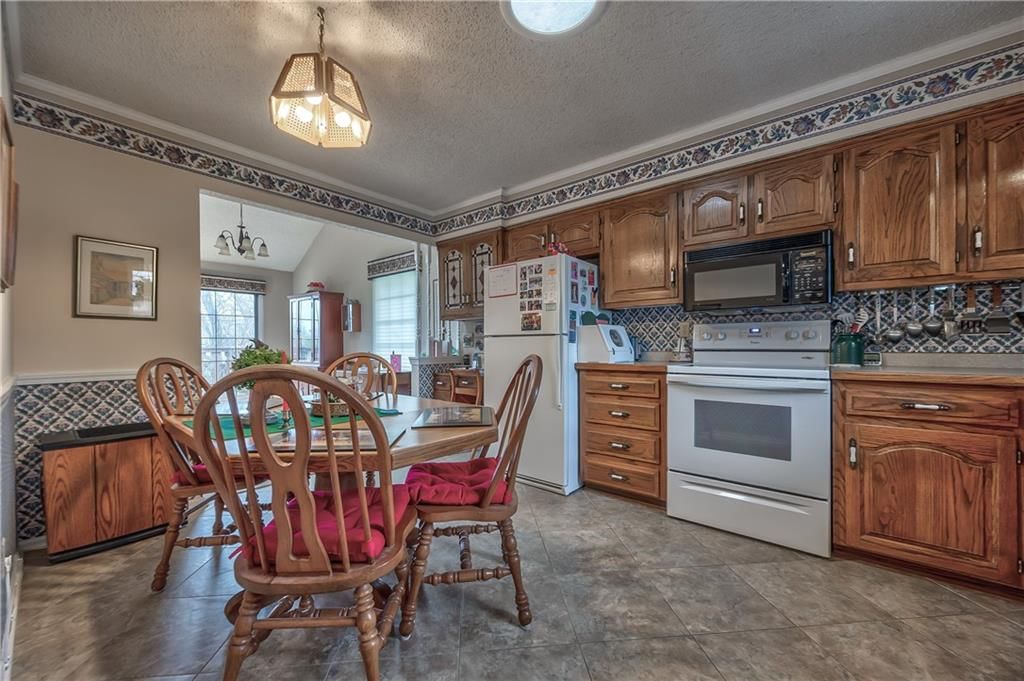 7236 Mastin Street — photo 4